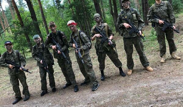  Ponik - Jura military extreme camp domki ZHP